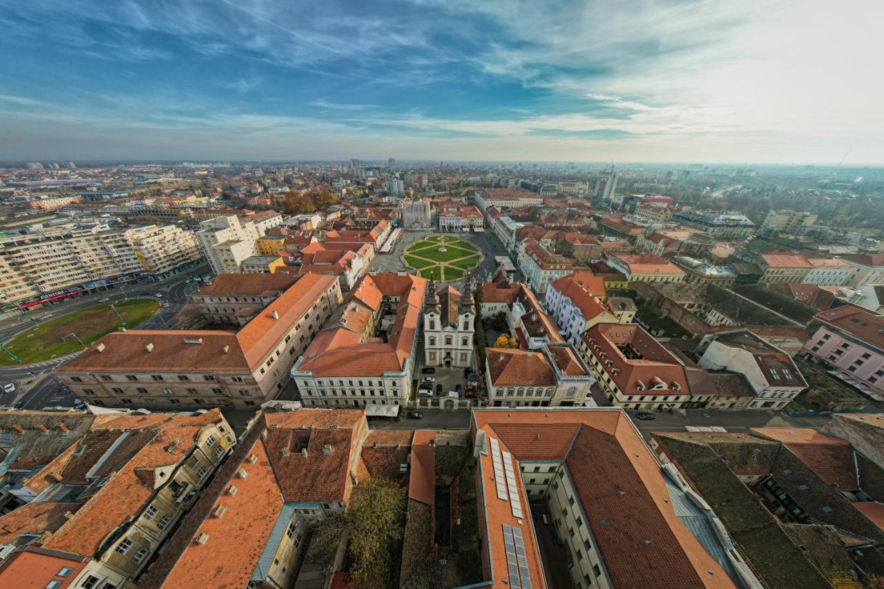Cozy Apartment In The Historical City Center Timisoara Exterior photo