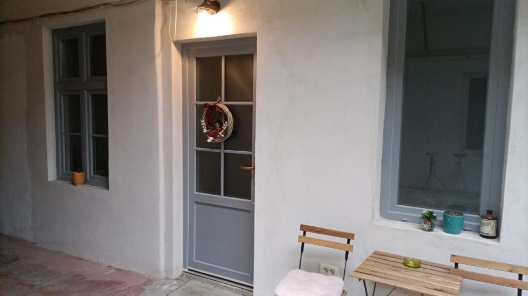Cozy Apartment In The Historical City Center Timisoara Exterior photo